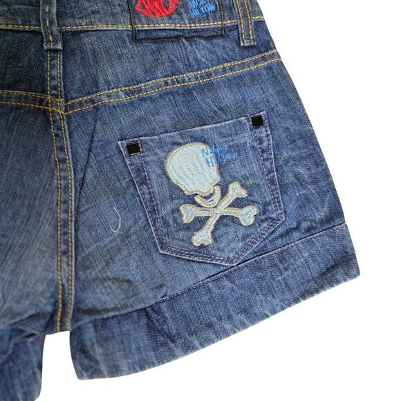 Chick by Nicky Hilton Skull Design Distressed Denim Short Womens Size 24 Blue - Picture 4 of 7